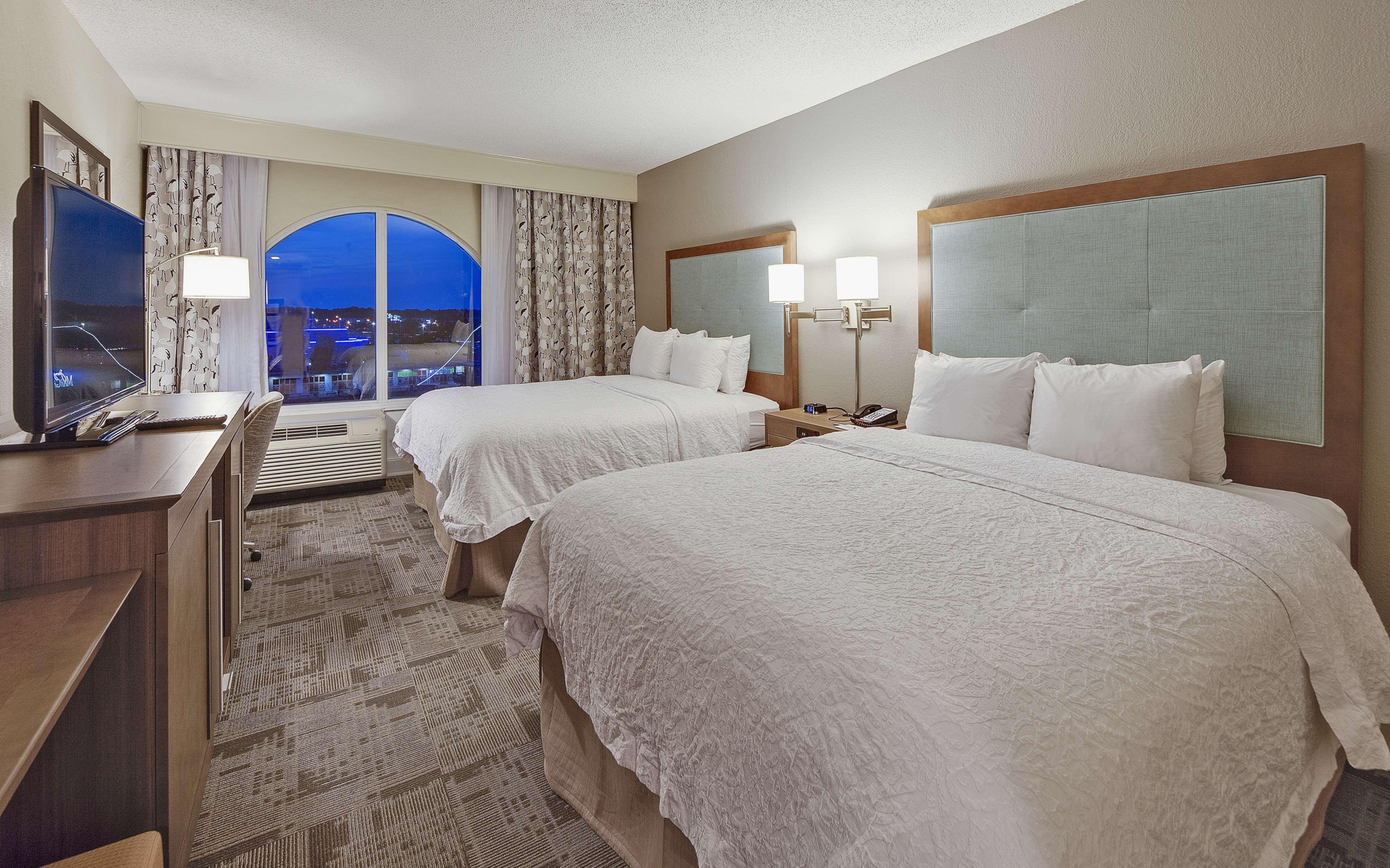 Hampton Inn Myrtle Beach Broadway At The Beach Экстерьер фото